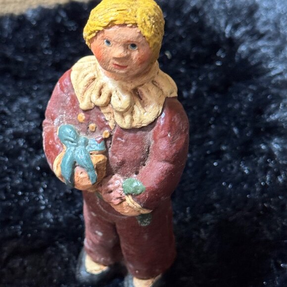 Tole'N Haus Heirloom Collection Doris Williams 1983 Carved Wood  Colonial Family - Picture 3 of 9